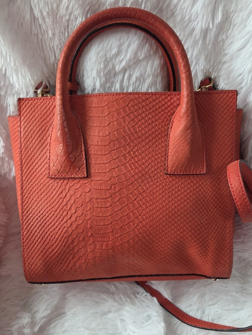 Kate Spade Mixed-Color Bundle of Shoulder & Crossbody Bags - Orange, Red, Purple - Picture 3 of 12